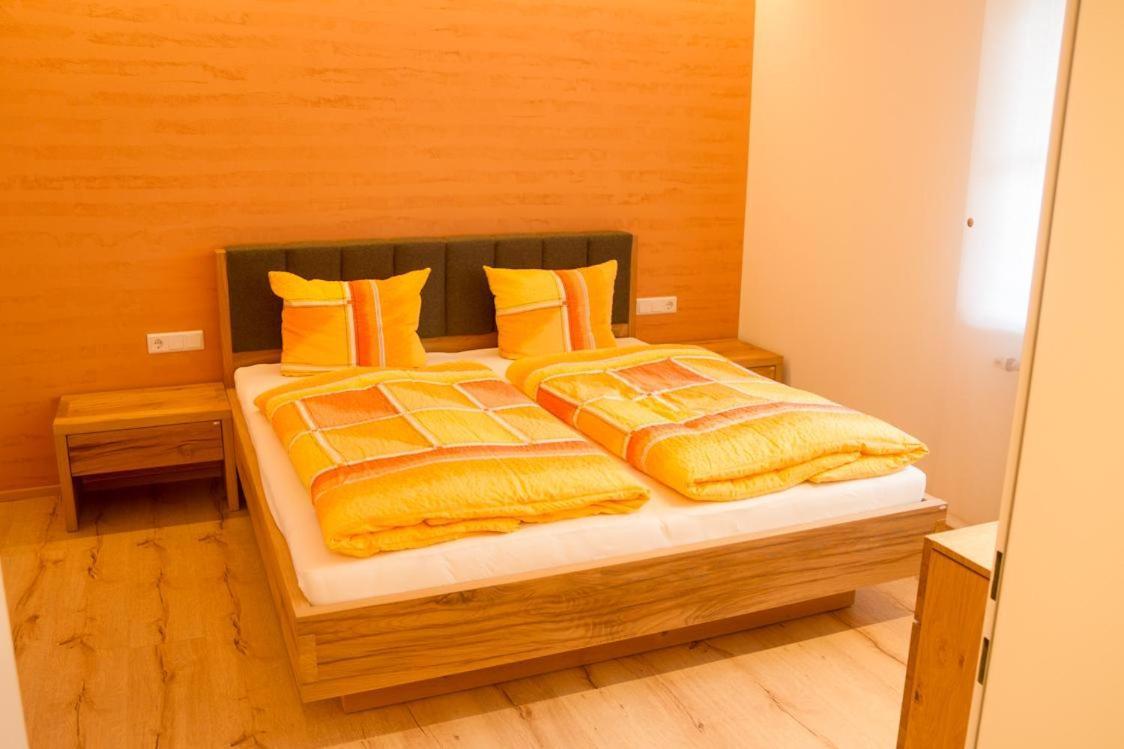 Appartement Montanea Schruns ภายนอก รูปภาพ