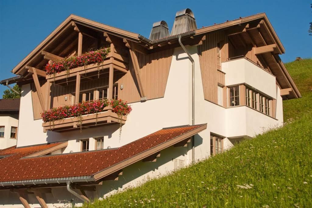 Appartement Montanea Schruns ภายนอก รูปภาพ